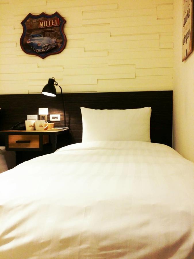 เหรอ-เฉิง โฮเต็ล Hotel ไทเป ภายนอก รูปภาพ