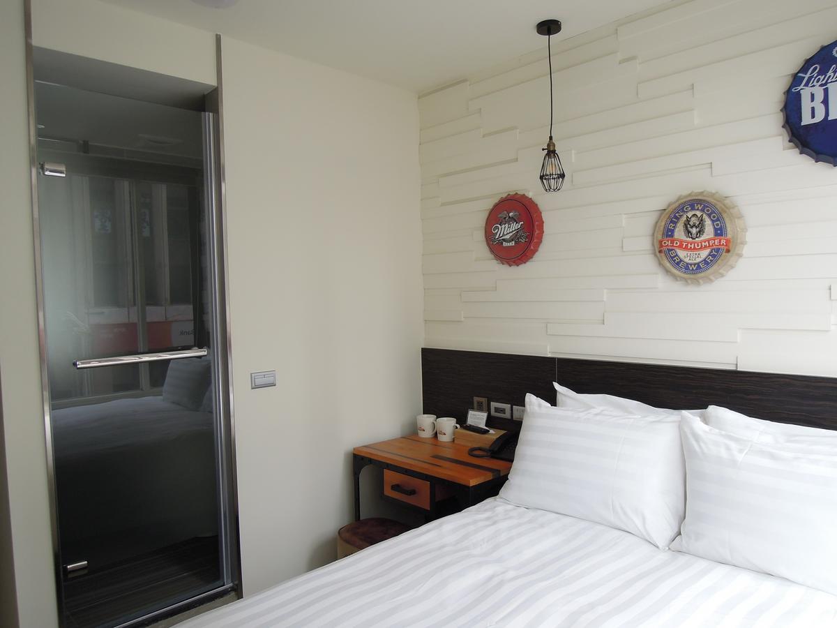 เหรอ-เฉิง โฮเต็ล Hotel ไทเป ภายนอก รูปภาพ